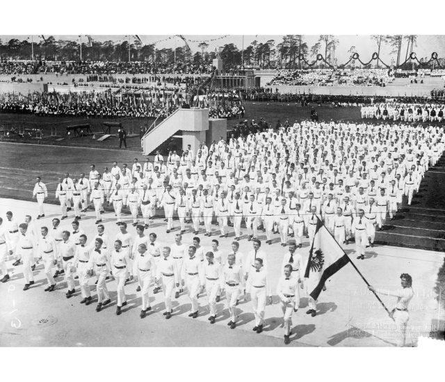 Parade for the opening of the Deutsches Stadion on 8 June 1913